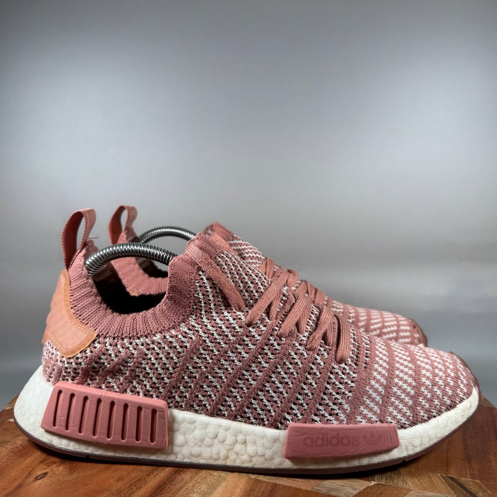 Adidas NMD R1 Primeknit Ash Pearl Pink White CQ2028 Womens Size 10 Sneaker